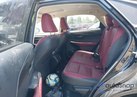 2021 Lexus Nx 300 z USA, uszkodzony, nr VIN JTJGARBZ2M5033664